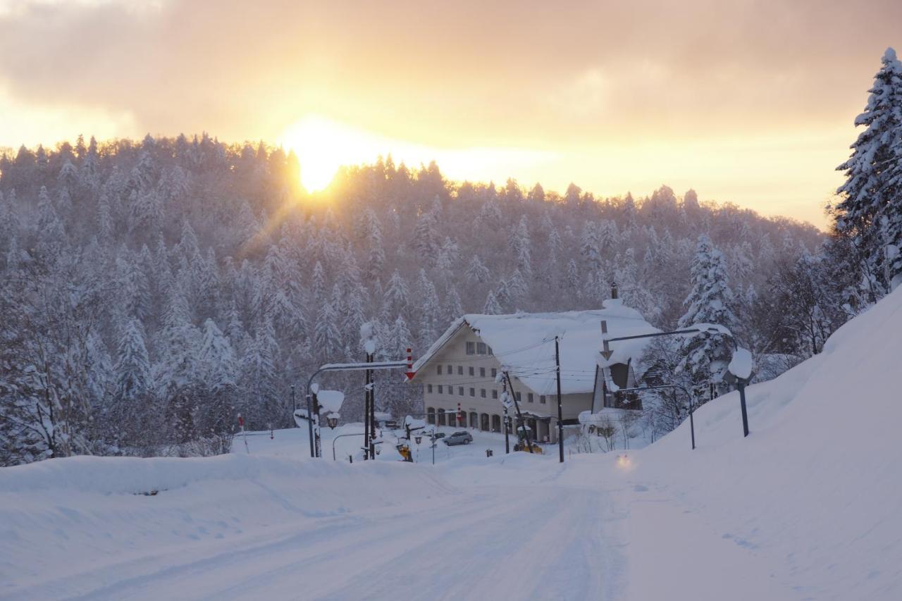 K'S House Hokkaido - Asahidake Onsen Hostel Higashikawa Ngoại thất bức ảnh